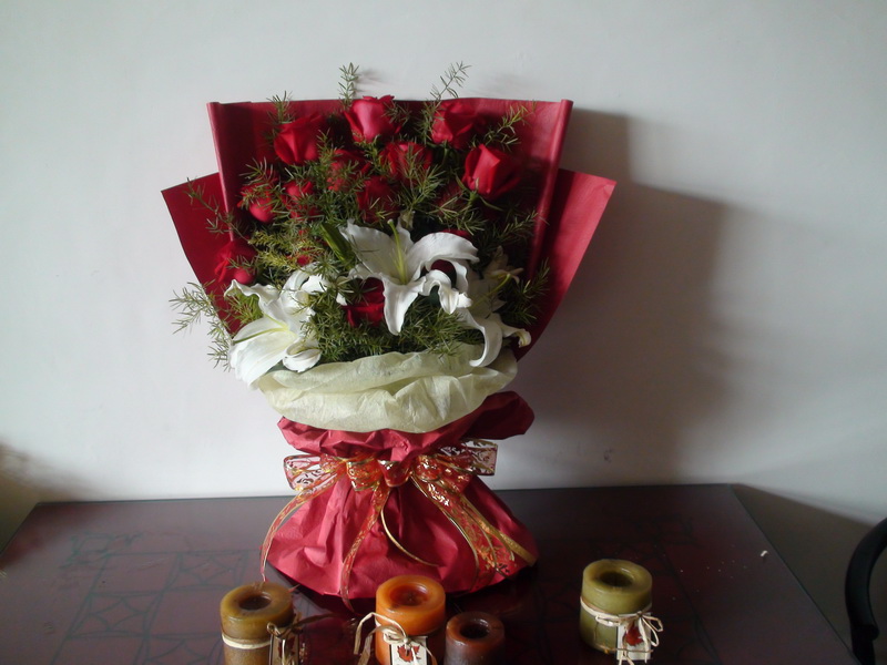 放大图片-09年初级花艺  学员作品